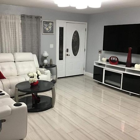 Mary'S Luxury House Villa Тампа Екстериор снимка