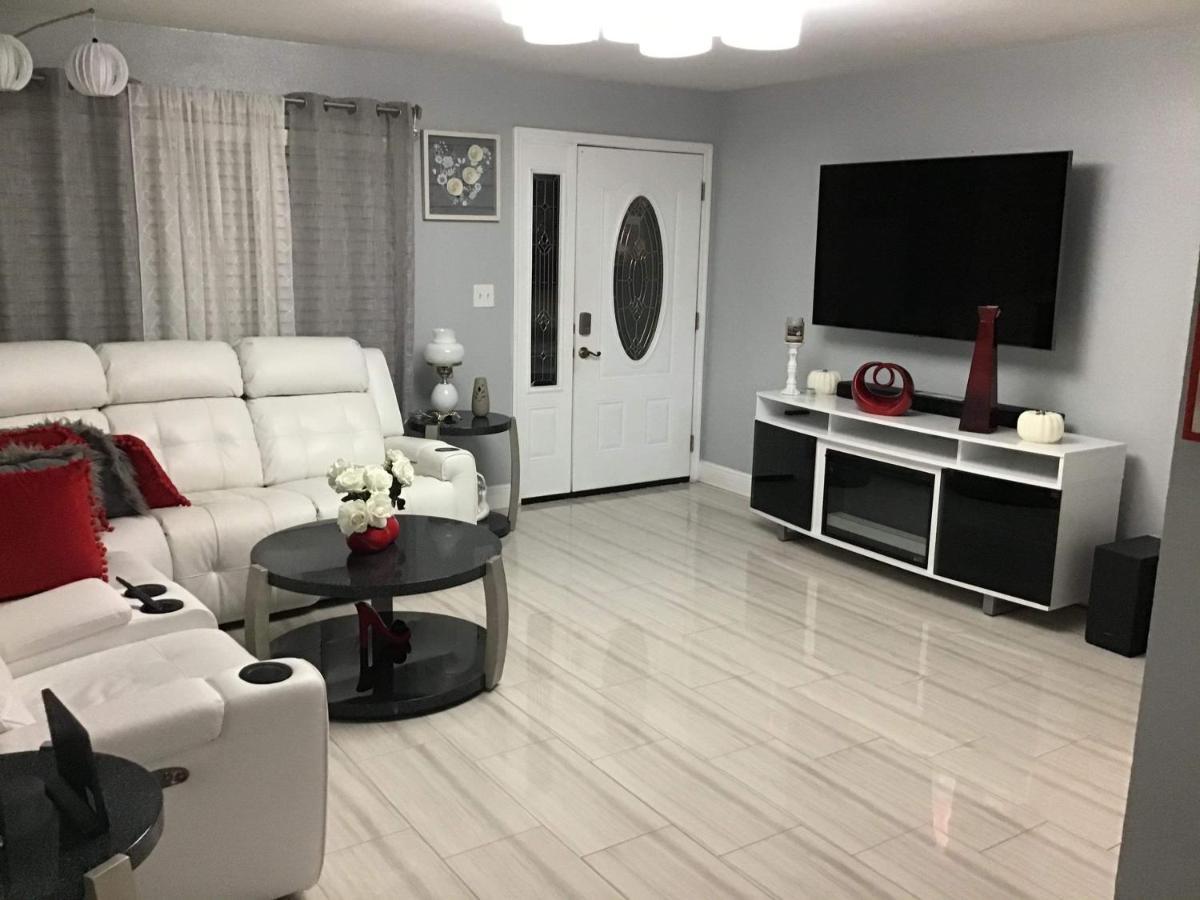 Mary'S Luxury House Villa Тампа Екстериор снимка
