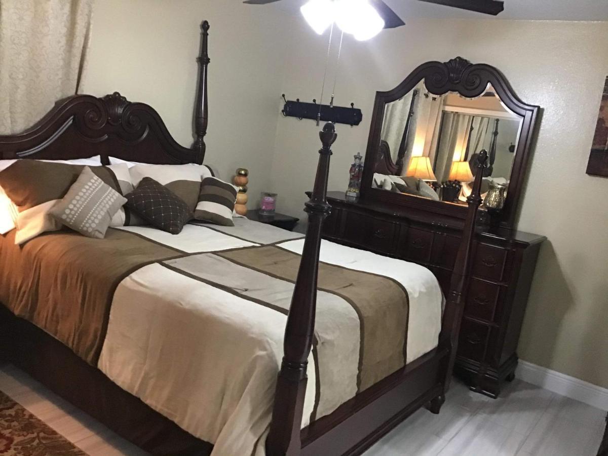 Mary'S Luxury House Villa Тампа Екстериор снимка